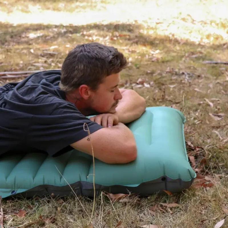 Dormir sur un matelas gonflable